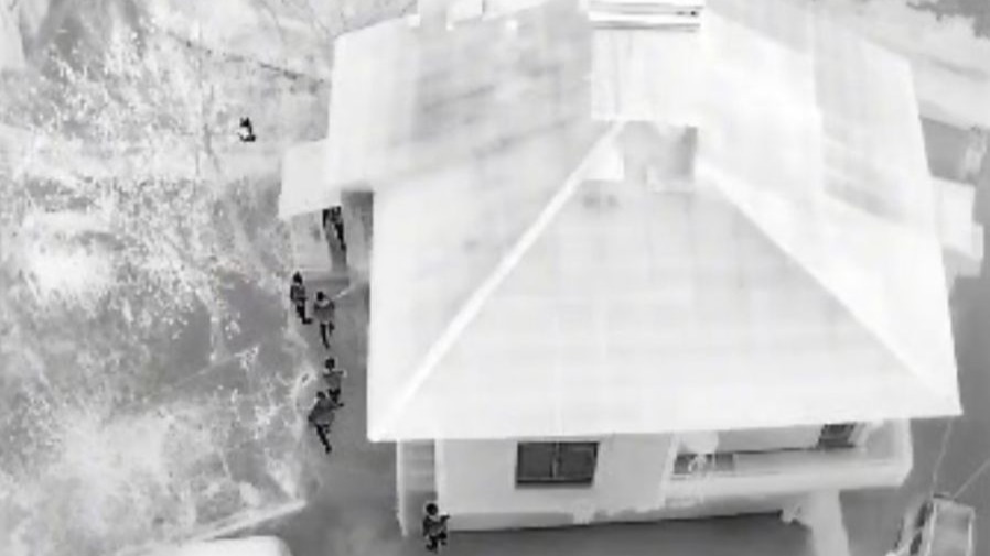 Ağrı’da kaçakçılık operasyonunda milyonluk telefon ve sigara ele geçirildi