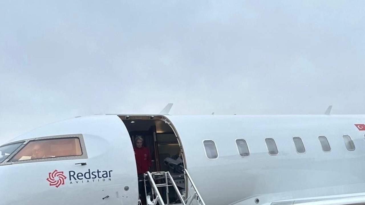 Ağrı’da riskli gebelik uçak ambulans ile Ankara’ya taşındı