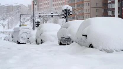 AĞRI’YA KUVVETLİ KAR YAĞIŞI UYARISI