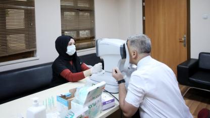 AİÇÜ’de Mobil Araçla Sağlık Taraması Uygulanıyor