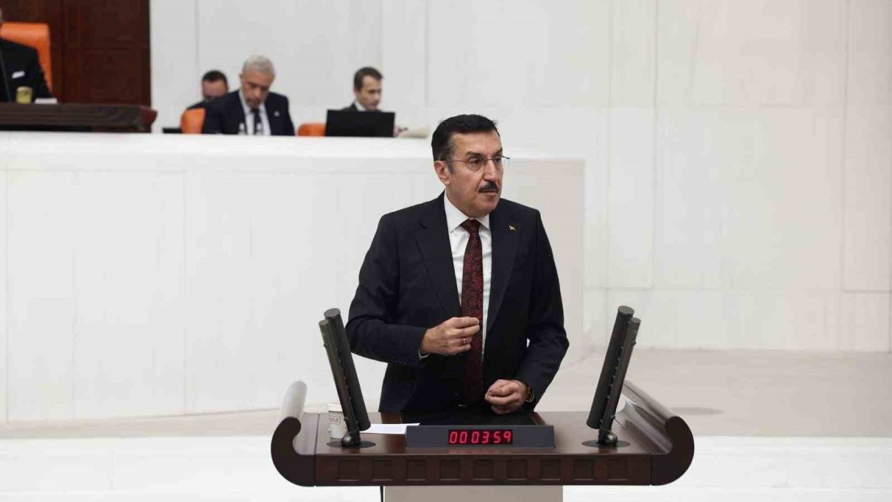 AK Partili Tüfenkci: &quot;Türkiye 21 çeyrektir kesintisiz büyüyor&quot;