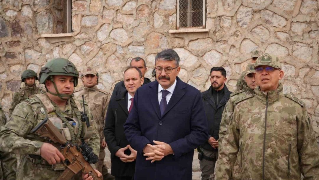 Aktütün Karakolu’na üst düzey ziyaret