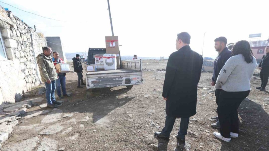 Arpaçay Kaymakamlığı’ndan yeni evlenenlere beyaz eşya desteği