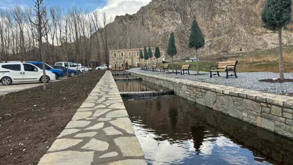 Asırların izini taşıyan Horhor Medresesi Camii, çevre düzenlemesiyle yeniden nefes aldı