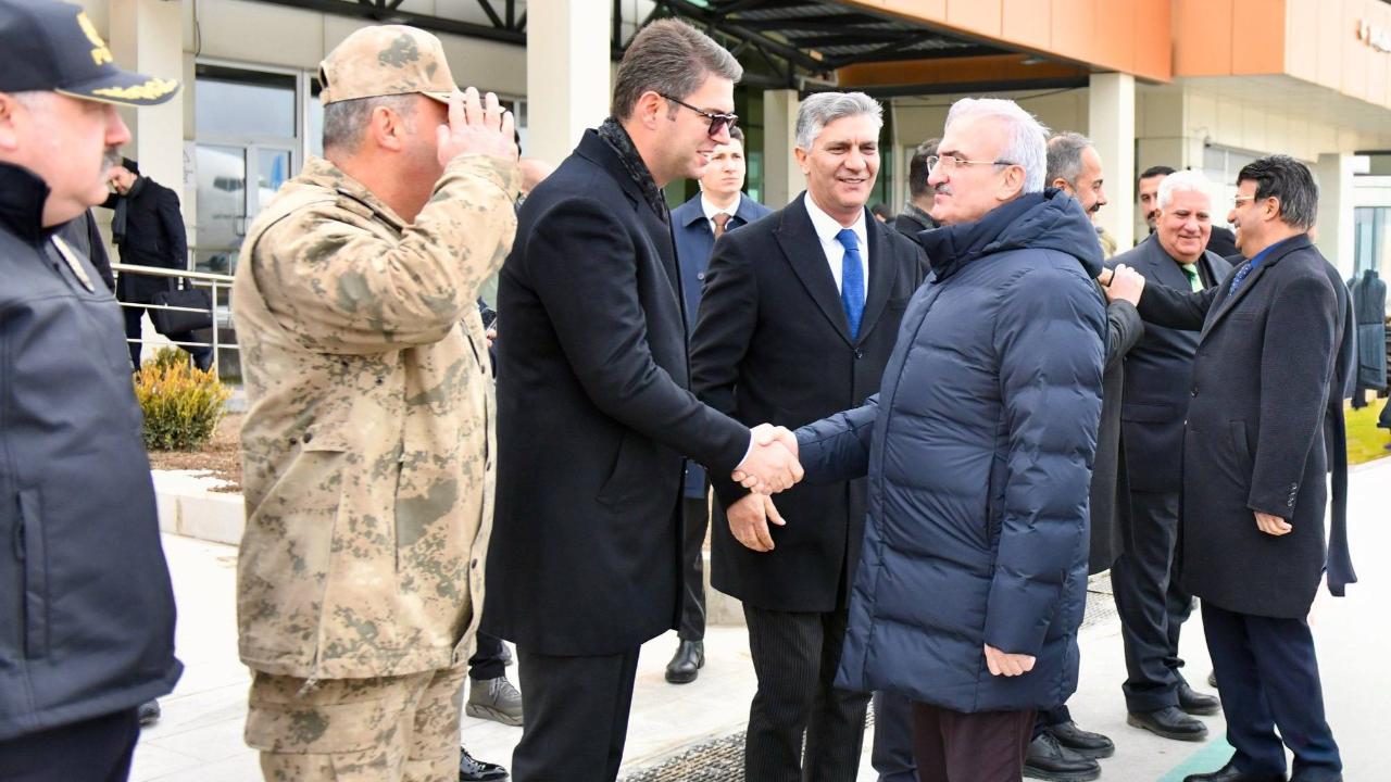 Bakan Yardımcısı Karaloğlu Van’da Hayvanları Koruma Kanunu Kapsamında Toplantı Gerçekleştirdi