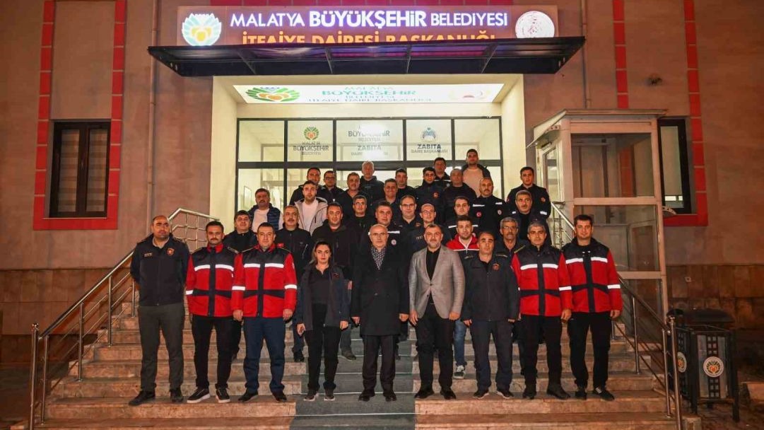 Başkan Er: &quot;Malatya eskisinden daha güzel oluyor&quot;