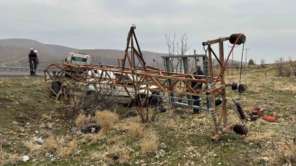 Bingöl trafik kazası: 2 yaralı