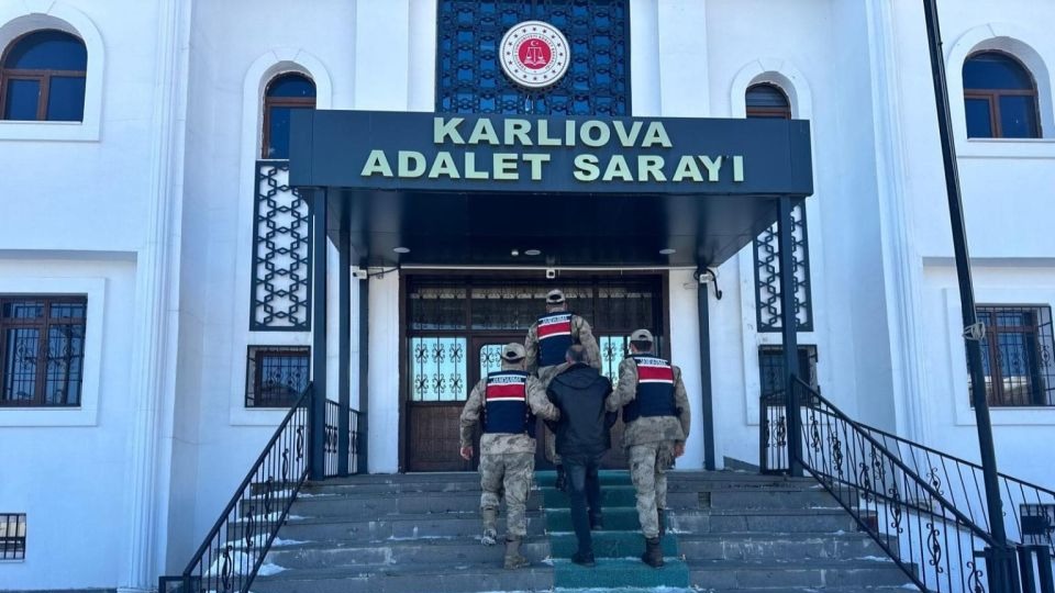 Bingöl’de kesinleşmiş hapis cezası bulunan 4 şüpheli yakalandı