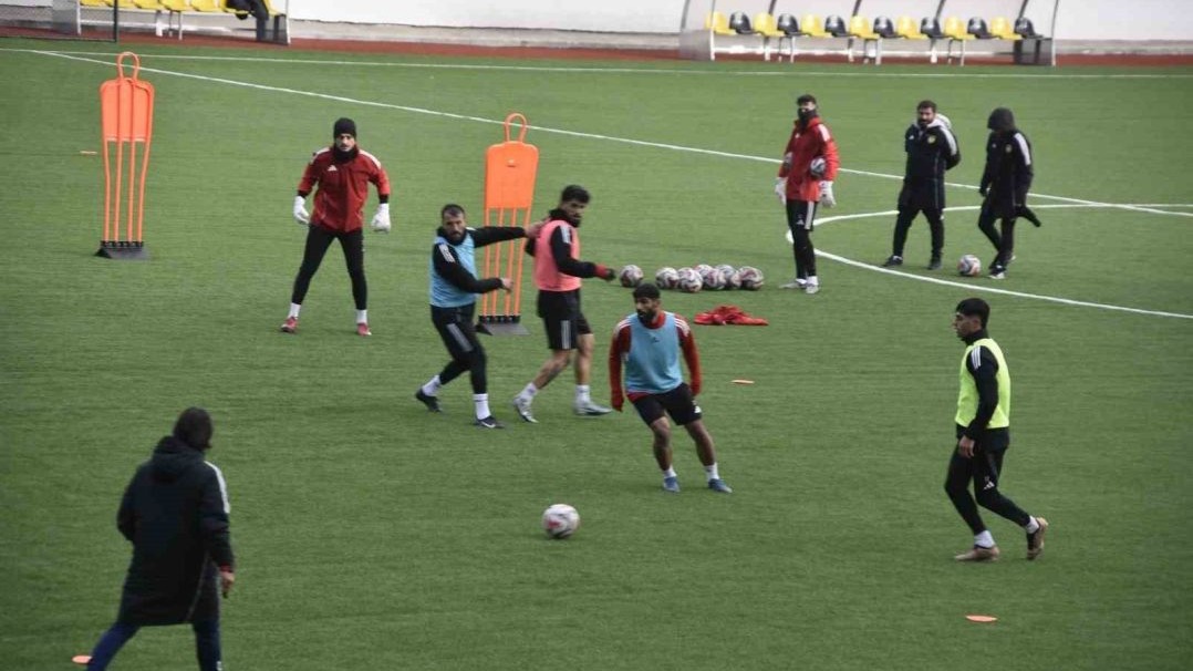 Bitlis 1916’dan dikkat çeken performans