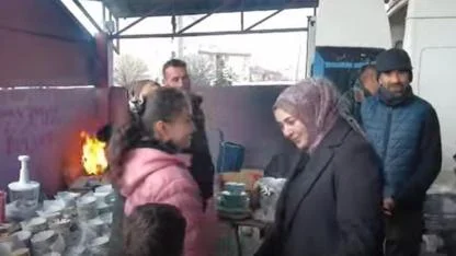 Erciş Belediyesi'nden Semt Pazarı Esnafına Ziyaret