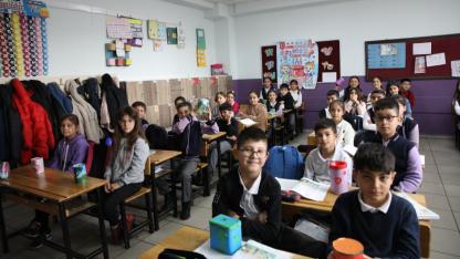 Ercişli Öğrenciler Türkiye’yi Ağaçlandırıyor