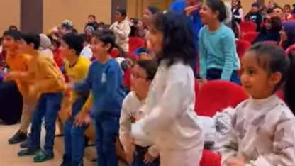 Erciş'te Yürekleri Isıtan Etkinlik; Gamze Karaloğlu Önceliğinde Çocuklar Luna Sirki ile Buluştu