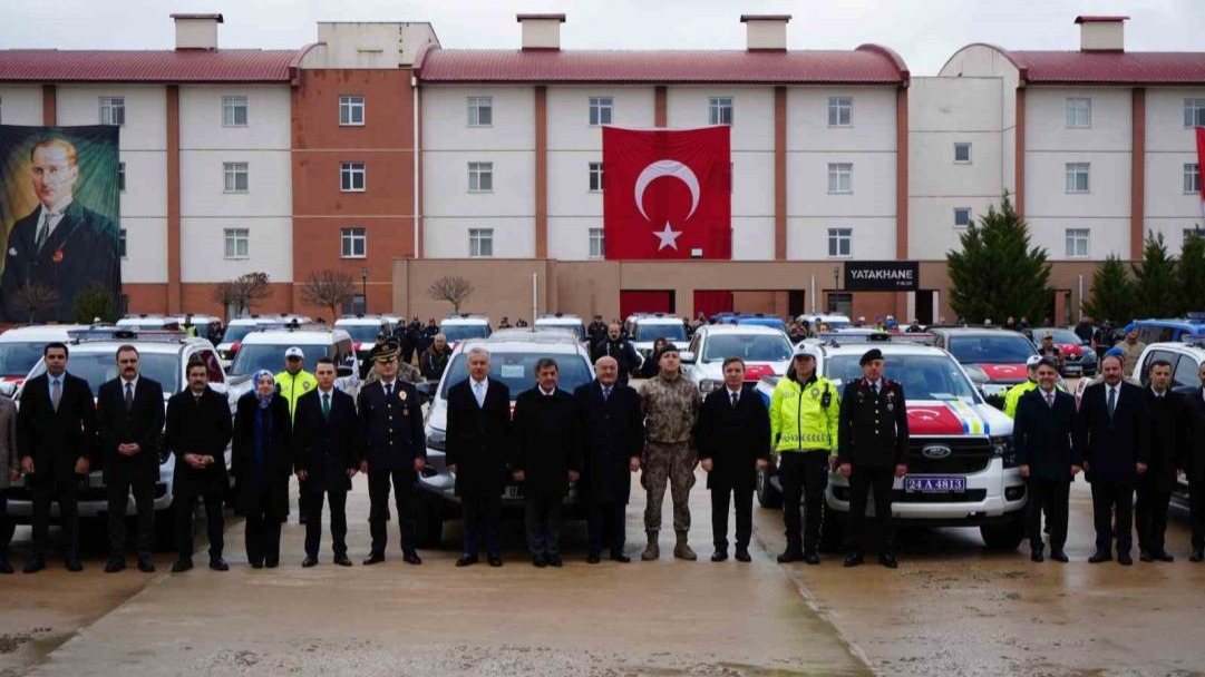 Erzincan’da güvenlik güçlerine 122 yeni araç teslim edildi