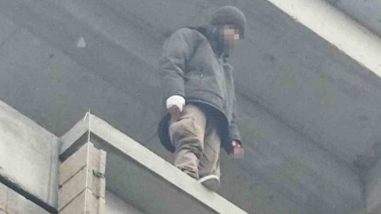 Erzurum Horasan’da intihar girişimi: Ekipler son anda ikna etti