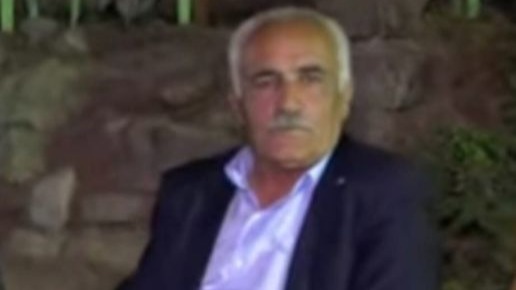 Hakkarili eski muhtar uçakta kalp krizi geçirdi