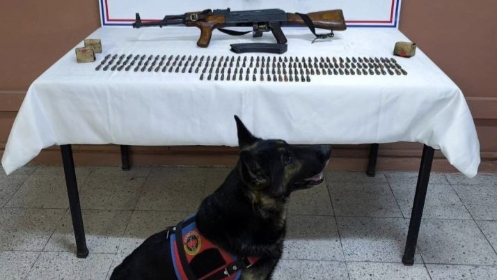 Jandarmadan Iğdır’da silah kaçakçılığı operasyonu: Kalaşnikof tüfeği ve 264 fişek ele geçirildi