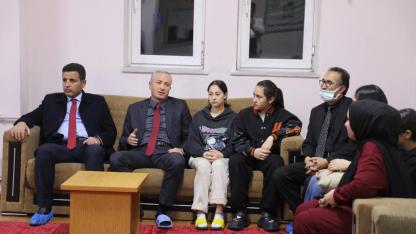 Kökrek: “Kız Öğrencilerimizin Güçlü Bir Gelecek İnşa Etmesi İçin Çalışıyoruz”