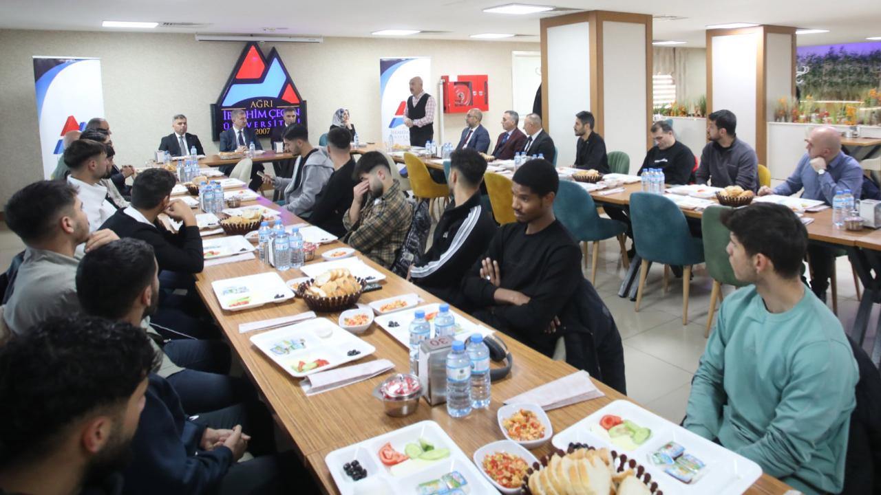 Rektör Gülçin, “Hedefimiz Türkiye’nin Sportif Vizyonuna Yön Vermek”