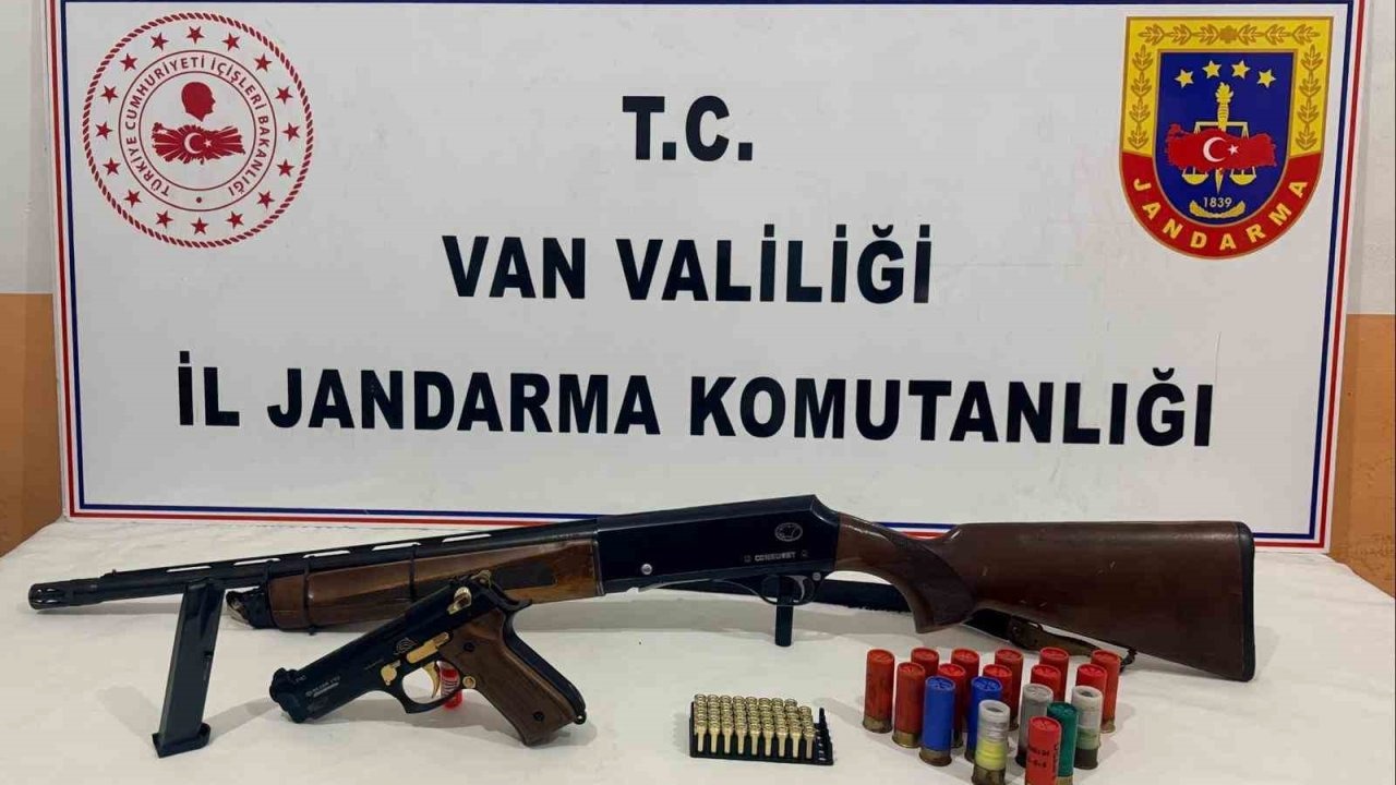 Van’da silah ele geçirildi