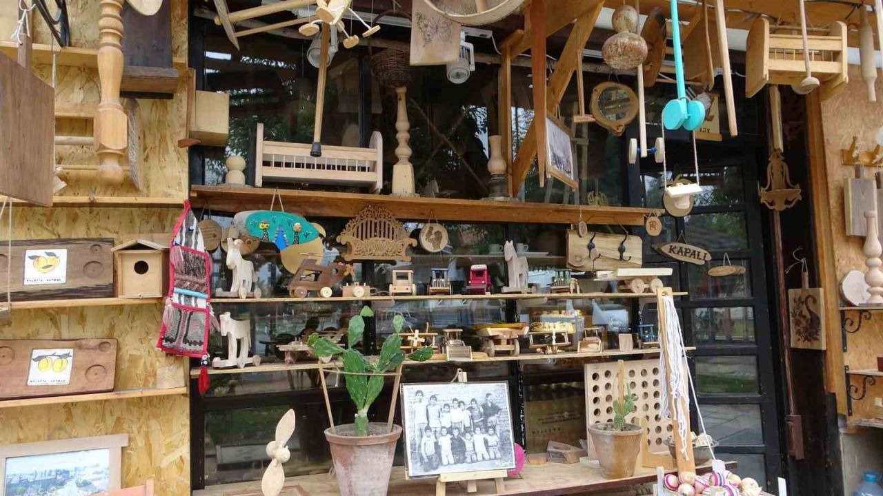 Yarım asırdır ağaçlara şekil veriyor