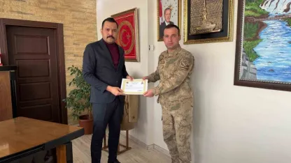 Kaymakamdan jandarma personeline başarı belgesi