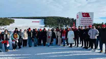 Diyadin’li gençler Sarıkamış şehitlerini Allahuekber Dağları’nda andı