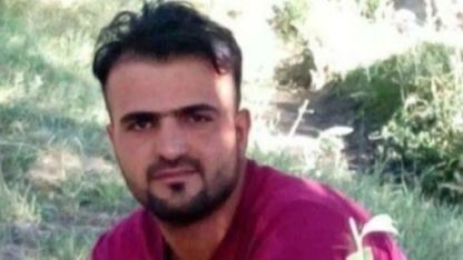 Van’da bir genç iş yerinin önündeki araçta ölü bulundu