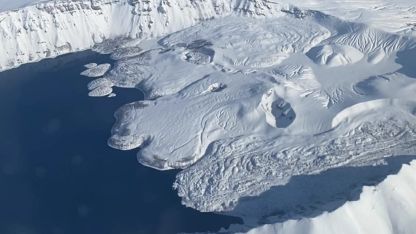Nemrut Krater Gölü’nde karpostallık görüntüler