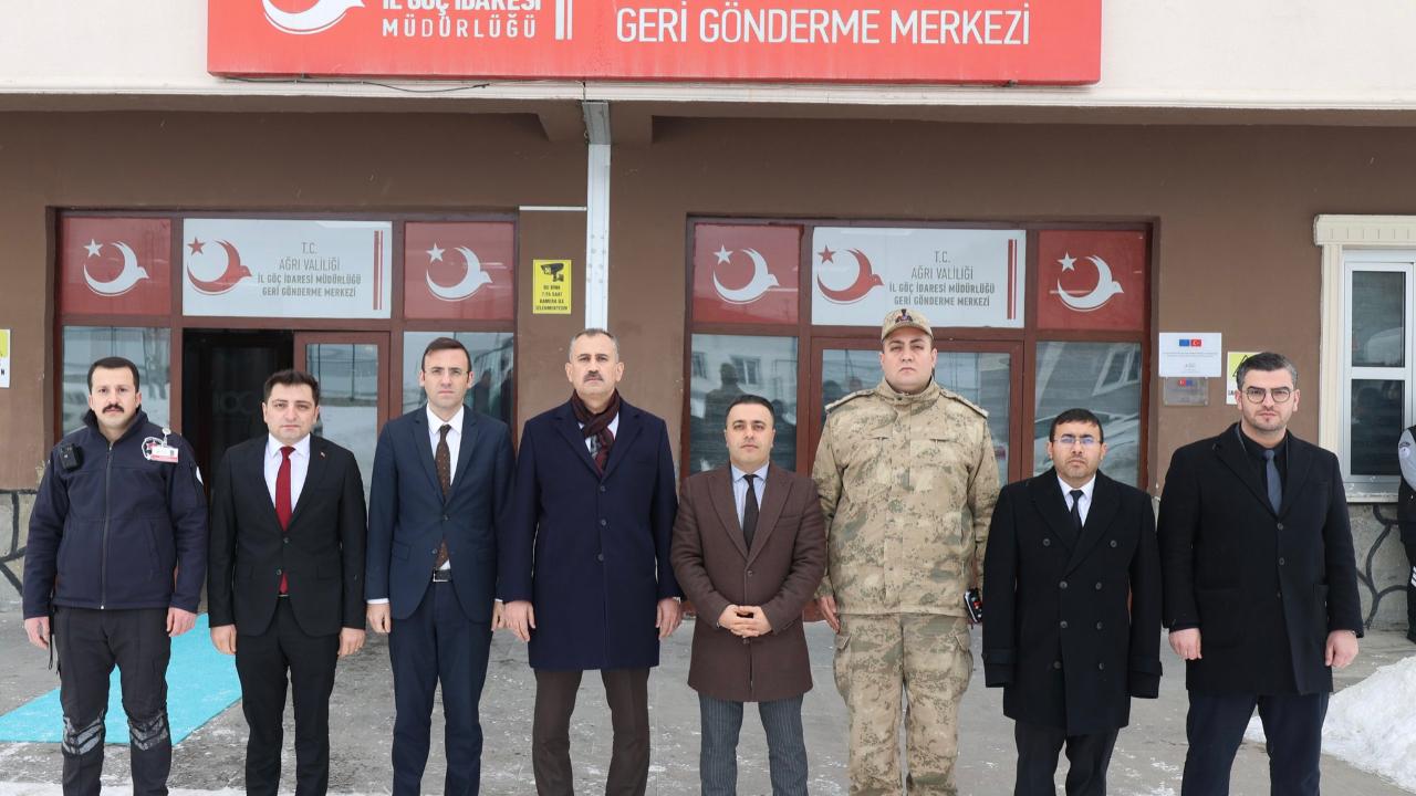 Ağrı Valisi Bozkurt, Göç İdaresi Çalışmalarını Yerinde İnceledi