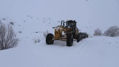 Ağrı’da 413 Köy Yolu Ulaşıma Kapandı