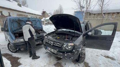 (Videolu Haber) Ağrı’da Garajdaki Araçlar Bile Dondu