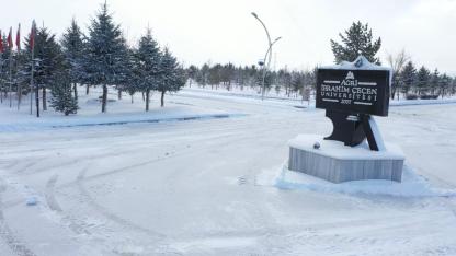 Ağrı’da karın büyüleyici güzelliği hayran bırakıyor