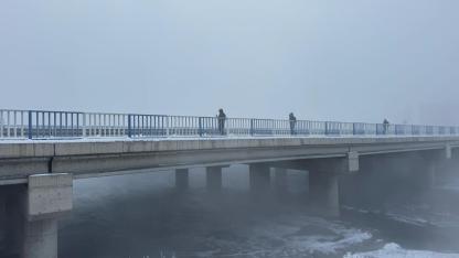 Ağrı’da Murat Nehri Tamamen Buz Tuttu