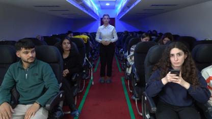 (Videolu Haber) Ağrı’da öğrenciler uçuş senaryolarını sanal ortamda deneyimliyor
