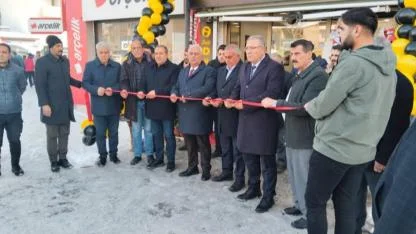 Belki Döner İş Yeri Erciş’te Hizmete Açıldı