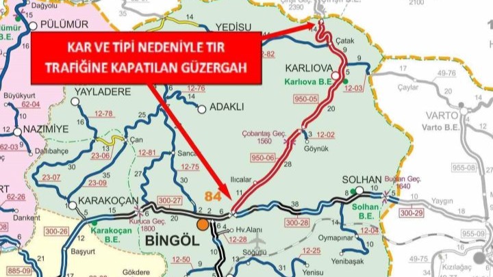 Bingöl’ün komşu 2 iline  tır  trafiği kapatıldı