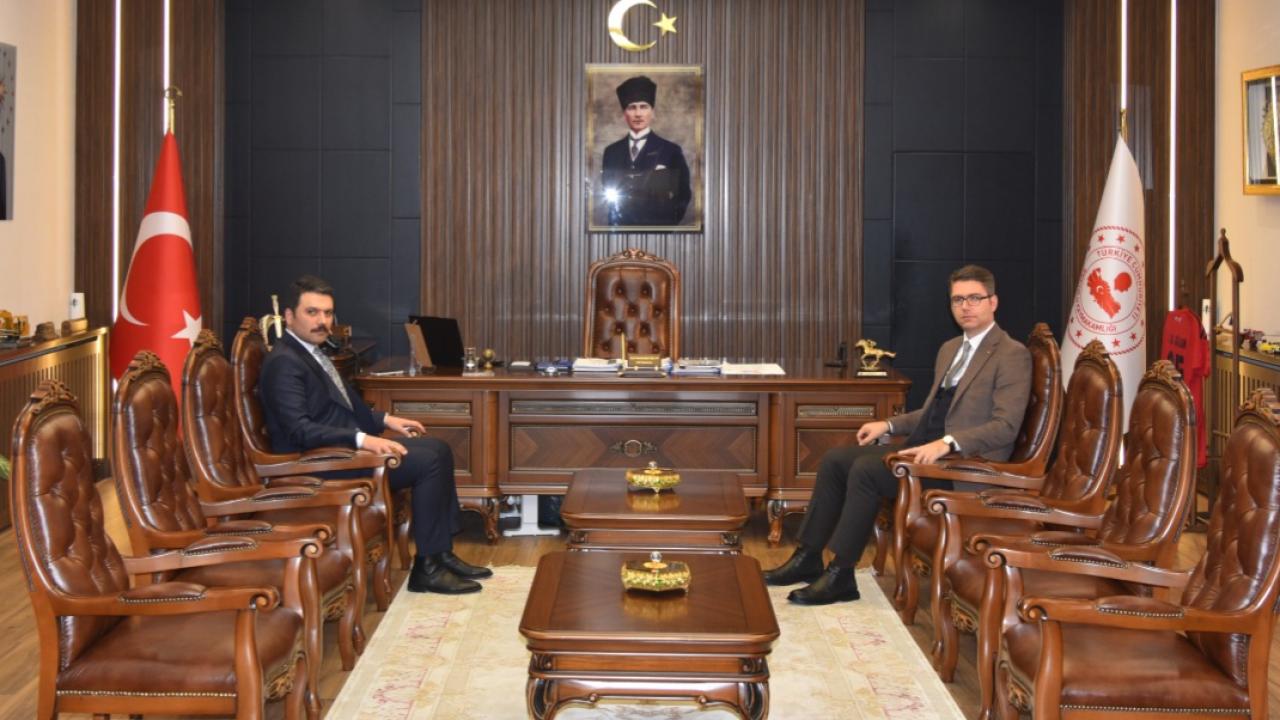 Erciş Kaymakamı Karaloğlu’ndan İpekyolu Kaymakamlığına Hayırlı Olsun Ziyareti