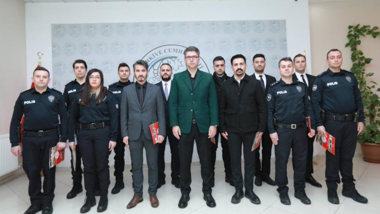 Erciş’te Emniyet Personeline Başarı Belgesi