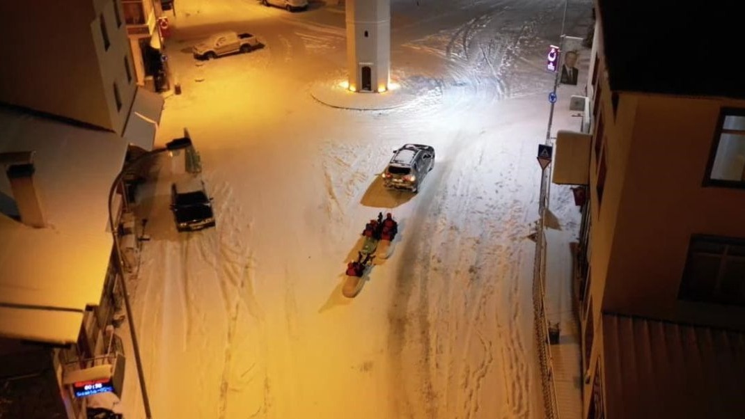 Erzurum’da gençlerden yeni spor denemesi: "KarKano"