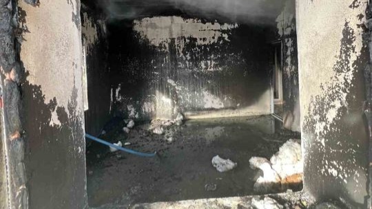 Hakkari’de ev yangını