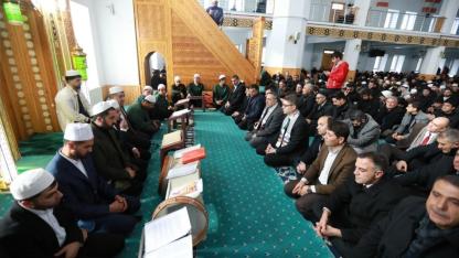 Kara Yusuf Paşa Camii’nde Miraç Gecesi Programı Düzenlendi