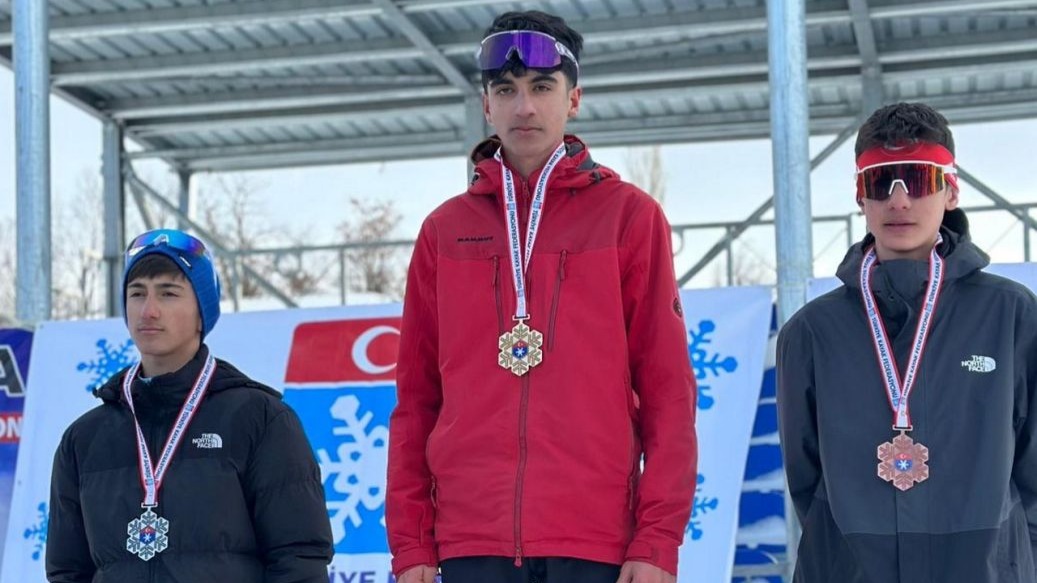 Sporcular Erzurum’dan 22 madalyayla döndü