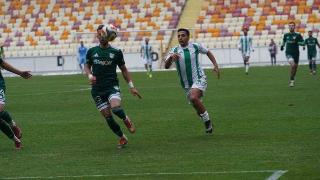 TFF 3. Lig: Malatya Yeşilyurtspor: 0 - 12 Bingöl Spor: 1