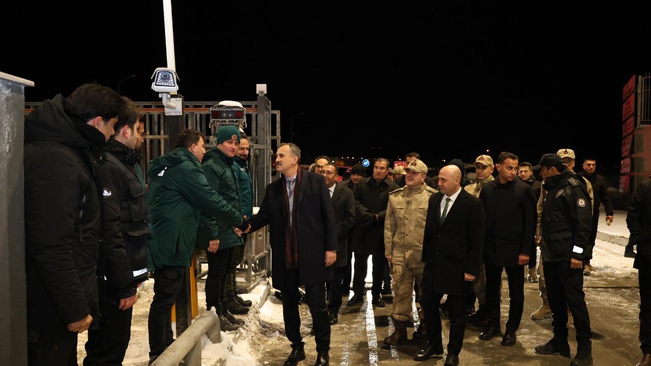 Vali Bozkurt’tan kurumlara ziyaret, sahada yoğun mesai