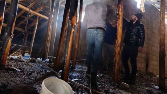 Van’da çatı yangını