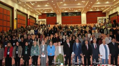 "Yoğun Bakım Hemşireliğinde Güncel Yaklaşımlar" sempozyumu düzenlendi