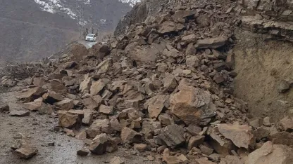 Bitlis’te 6 farklı noktada heyelan meydana geldi