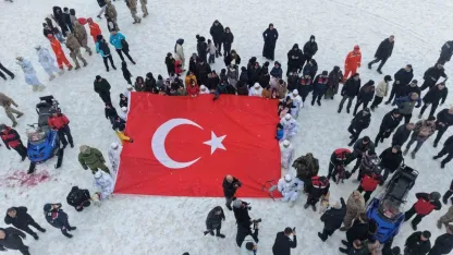 Komşu ilde "Kar Festivali" renkli görüntülere sahne oldu