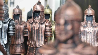 Muş'un Korkut Gençlik Merkezi çocuklardan Alparslan zırhına anlamlı vefa