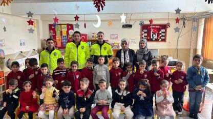 Erzincan Tercan’da öğrencilere trafik eğitimi